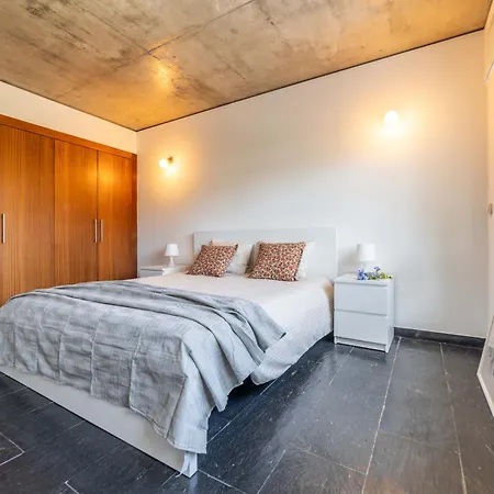 Jasmine * Aroeira (Setubal)