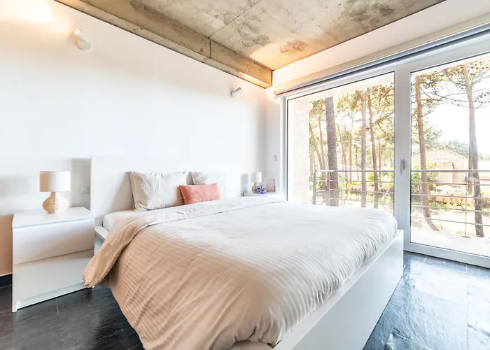 Jasmine Aroeira (Setubal)